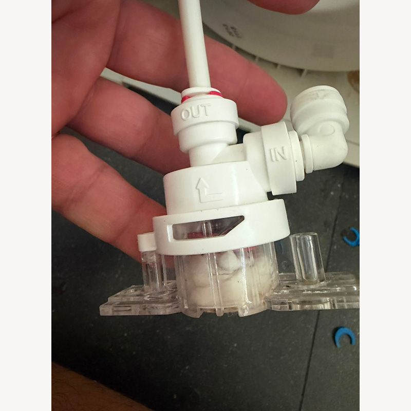 AMBIENTE-FOTO CLIENTE DETECTOR-FUGA-DE-AGUA-PARA-OSMOSIS-INVERSA-HIDROBOX-P-(1-4')-ecobioebro